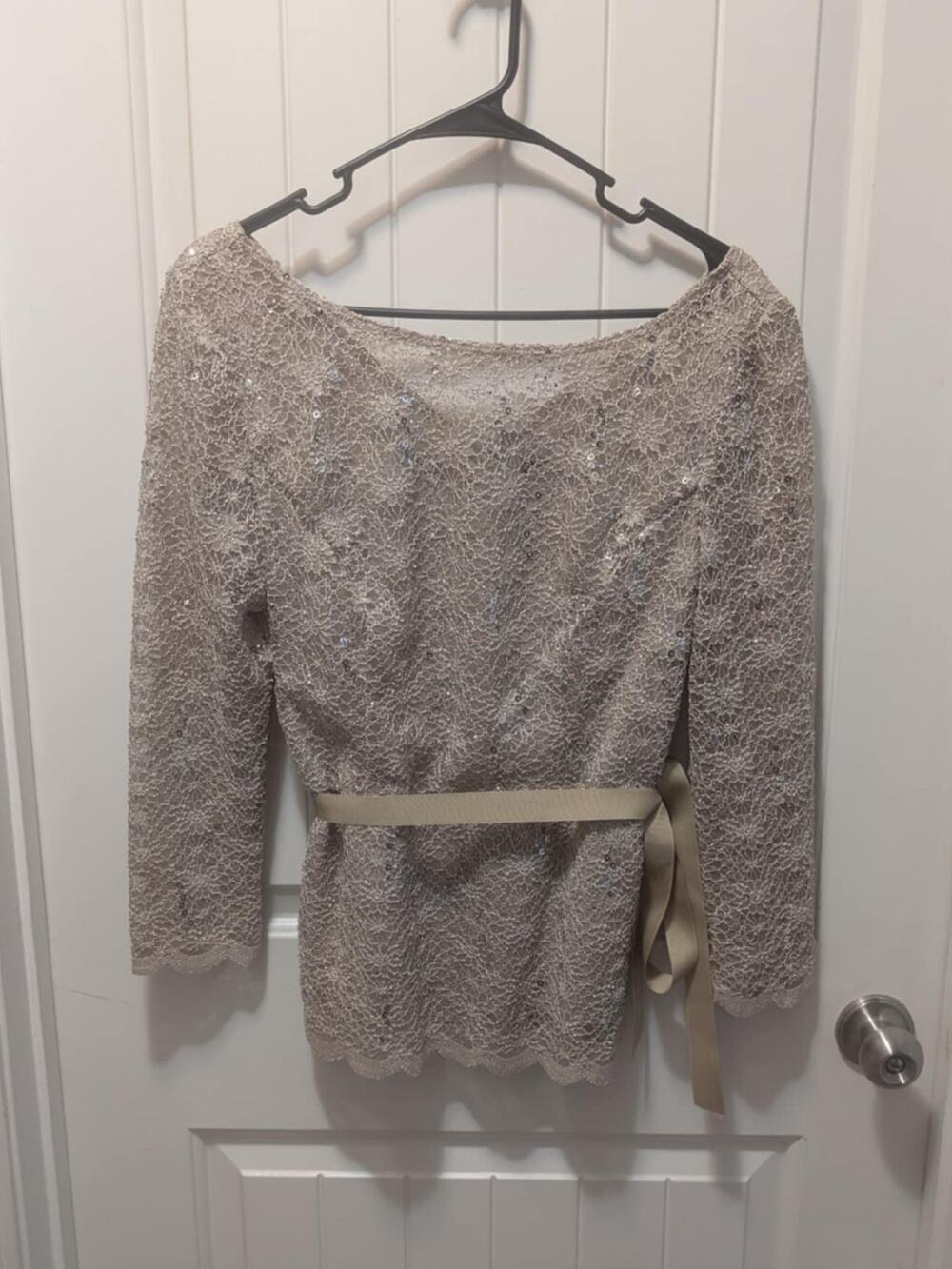 Onyx Nite Taupe Shimmer Sequin 3/4 Sleeve Top Women's Size M Cocktail Formal